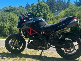 aprilia shiver 900