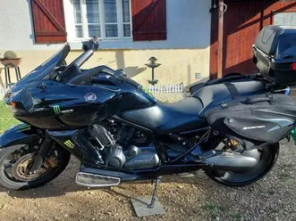 honda dn01 noire 2009