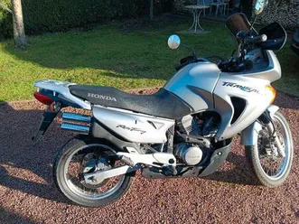 ② honda transalp 650 cc 2004