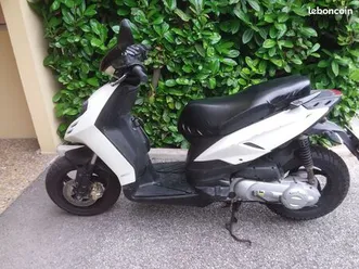 scooter 50 piaggio typhoon