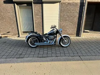 ② hd softail deluxe