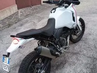 ducati desertx - 2023