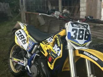 suzuki rm 125 2t blota-leśna woda