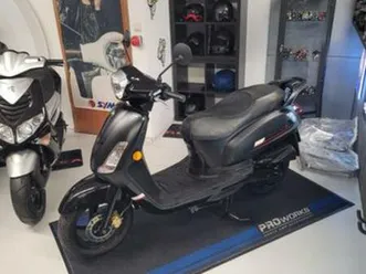 sym fiddle e5 bouwjaar 2022 aanbieding! — scooters | sym — marktplaats