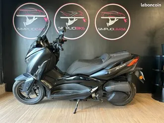 yamaha x-max iron max ligne akrapovic démarrage sans clé abs garantie 12 mois