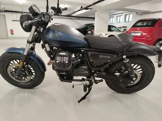 moto guzzi v9 bobber