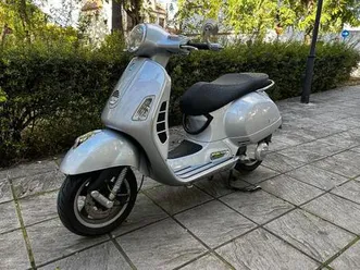 vespa - gts 250