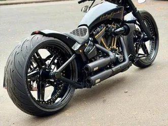 harley davidson breakout costum