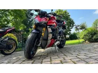 streetfighter v4 1100 s (2020)