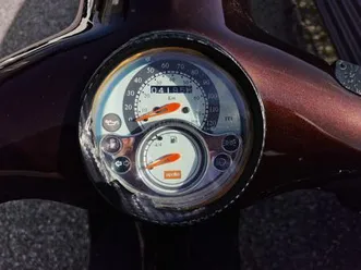 aprilia habana 49 cm3 2001 god. dva komada u kompletu prodajem, 2001 god.