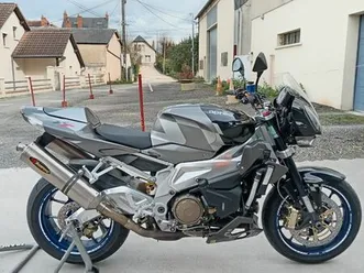 aprilia rsv 1000 tuono r