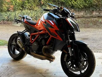 ktm 1290 superduker v3