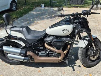 vends fat bob excellent état, faible kilométrage