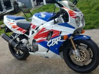 900 cbr 1992