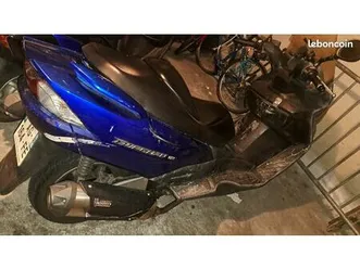 scooter 125 suzuki burgmann