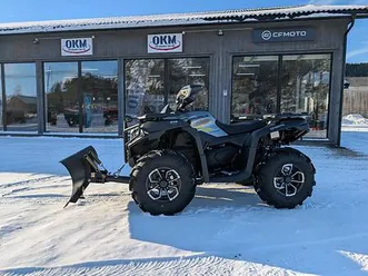cfmoto cforce 625, med brøyteskjær, led-bar og arbeidslys