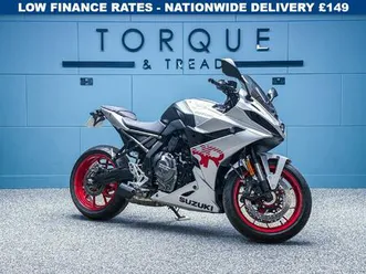suzuki gsx-8r 776 super sports euro 5 - just 95 miles nationwide delivery £149 - 9.9% apr 776 cc