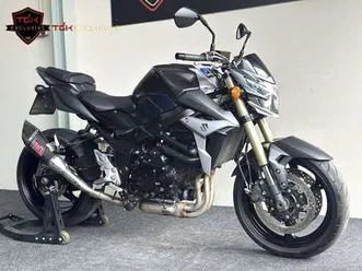 suzuki gsr 750 a grijs