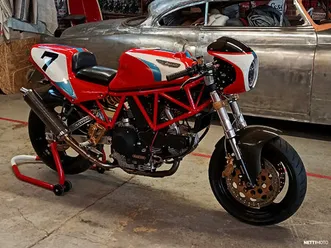 juuri valmistunut cafe