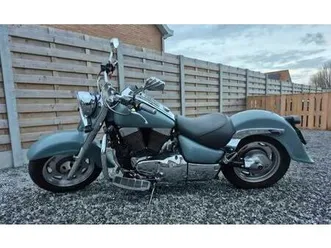 ② suzuki intruder 1500. exclusive