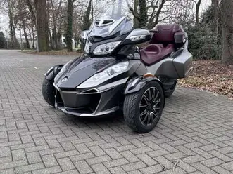 can-am spyder rt