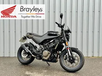 husqvarna svartpilen 401 euro 5 375 cc