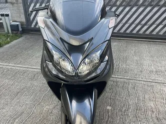 yamaha majesty 400 →