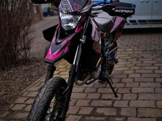 yamaha wr125x mit slick dekor