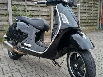 ② vespa 125 gts super 1e eigenaar