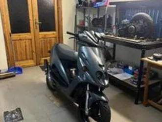 malaguti phantom f12 twin disc