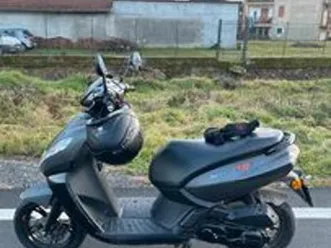 scooter peugeot kisbee rs 50 cc 2015