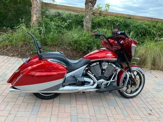 2015 victory magnum