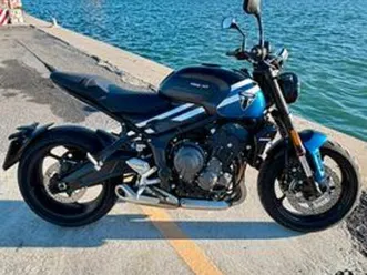 triumph trident 660 marzo 2025