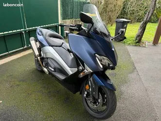 yamaha tmax dx 530 akrapovic / siège et poignée chauffante