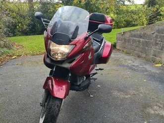 moto deauville excellent état