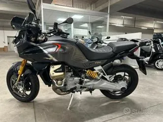 moto guzzi v100 s mandello