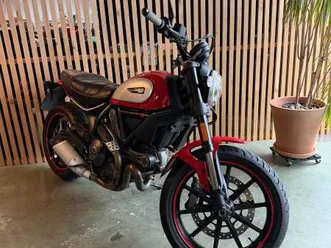 2015 ducati scrambler - loads of extras!