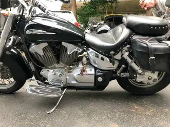 buy my honda vtx 1300 (2003) 5-speed manual motorcycle