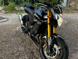 yamaha fz8 r-line
