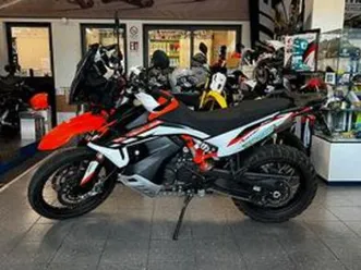 ktm 890 adventure