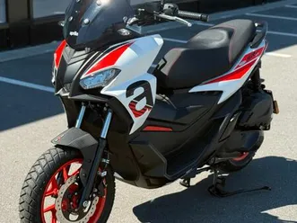 aprilia sr gt 125 sport