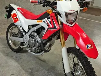 ② honda crf250l enduro in nieuwstaat !! slechts 4500km