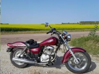 suzuki marauder 125