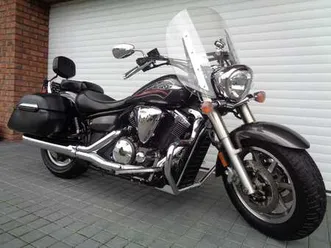 yamaha xvs 1300 a midnight star. 2012. velmi pěkná.