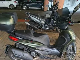 piaggio beverly 400 - 2024