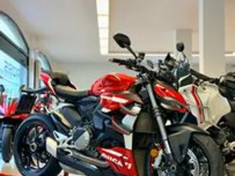 ducati streetfighter v2 finanziabile 2024