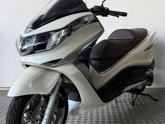 piaggio x10 executive abs / asr