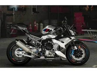 bmw m 1000 r 2025 competition