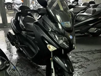 piaggio xevo 125 noir mat garantie 3 ans ct 0k