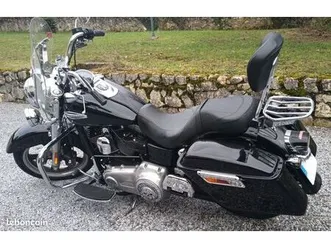 superbe harley davidson dyna switchback 1690